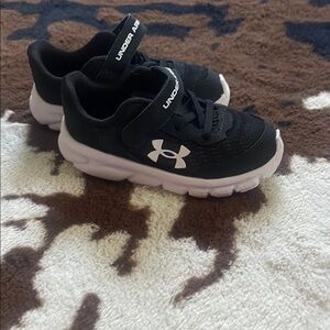 Under Armour Black and White Sneakers with Breathable Mesh